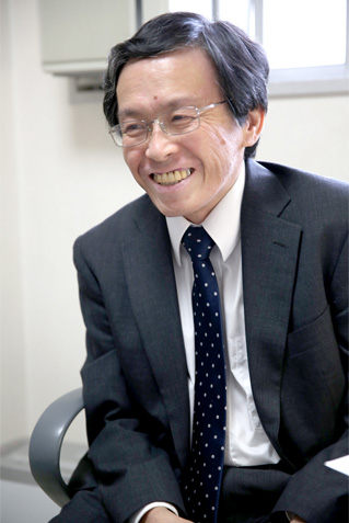 岸見一郎氏